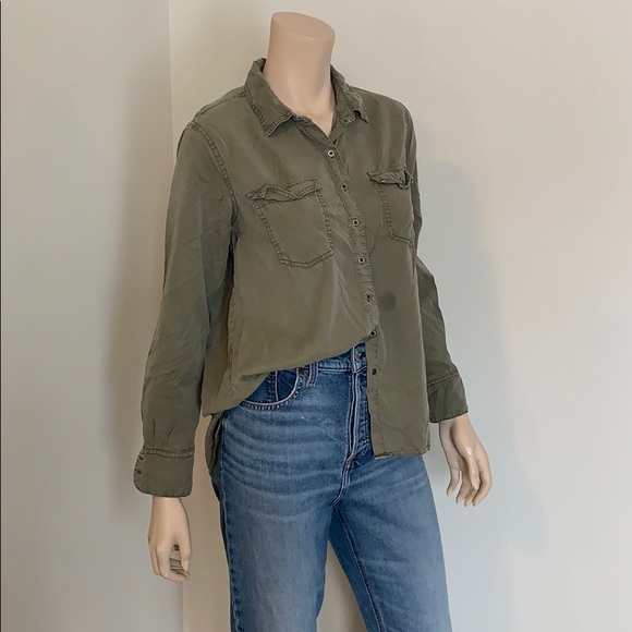 💞3for$40💞Buffalo button down sage green top - Picture 2 of 3